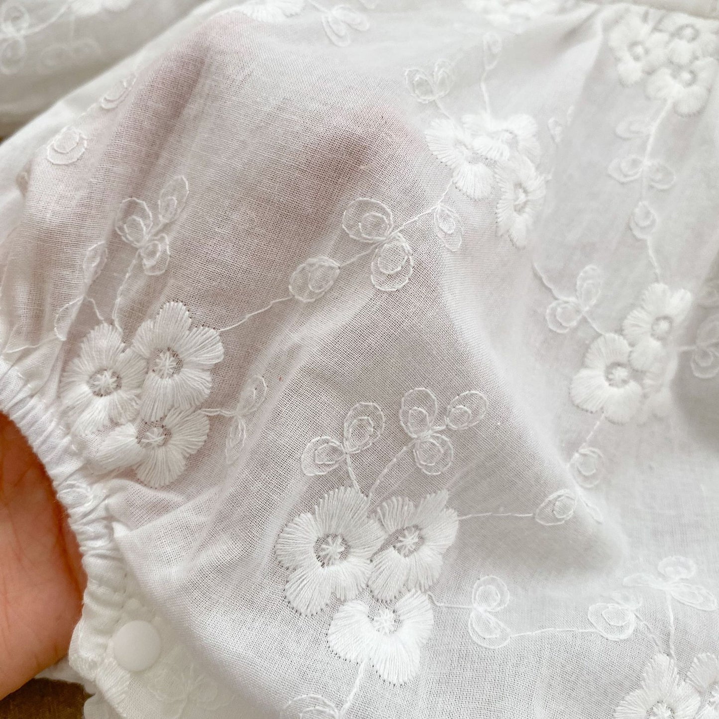 【K2607】ins2023春季嬰兒衣服薄款長袖洋氣繡花包屁衣女寶寶純色哈衣爬服