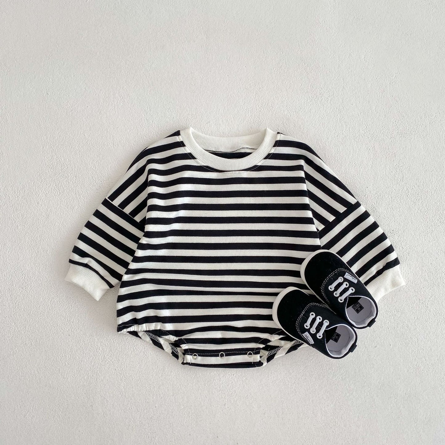 【k3223】ins新款嬰兒衣服韓版男寶寶拼色條紋三角哈衣棉質圓領爬服包屁衣